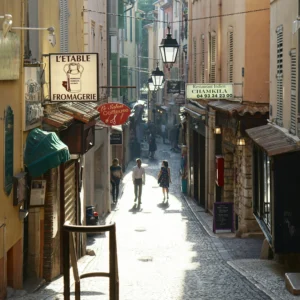 antibes2